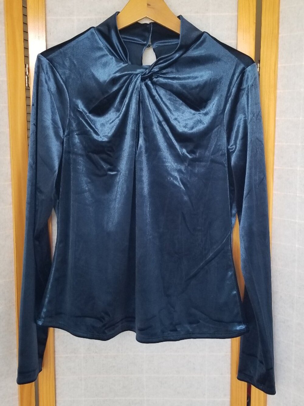 WHBM Blue Velvet Top Long Sleeves Twist Front Jewel Tone Size Large EUC